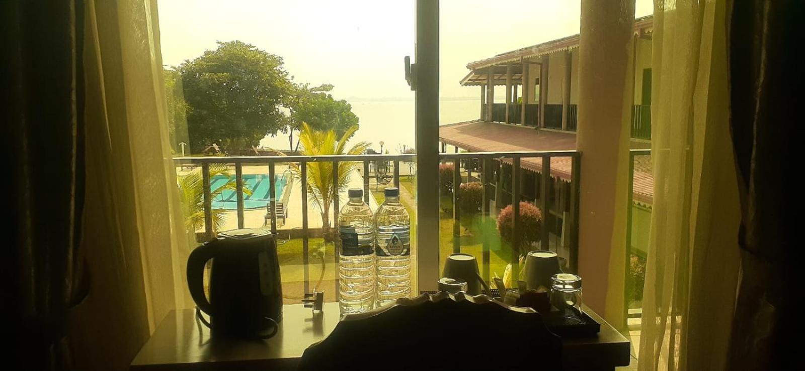 Nilakma Lagoon Negombo Exteriör bild